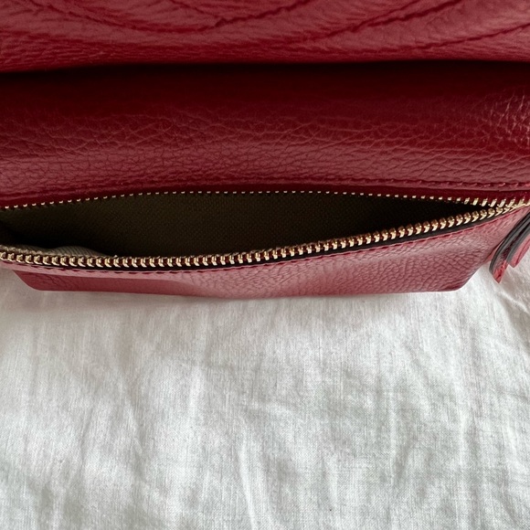 Gucci Soho GG Leather Backpack in Red - Picture 3 of 12